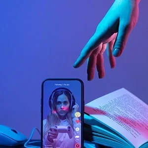 Creative Writing & Vertical Video Production - 3-min